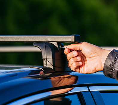 Pourquoi acheter des barres de toit pour une voiture