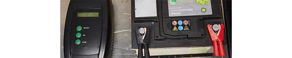 Connexion de la batterie au chargeur