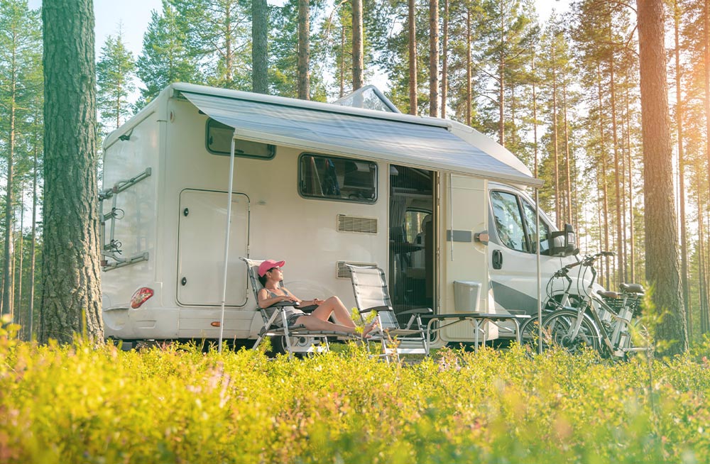 Camping car et caravane
