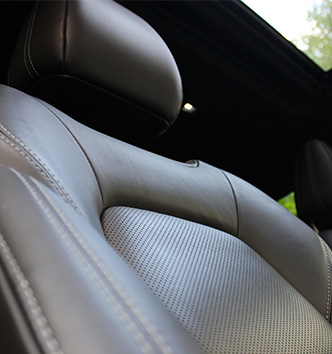 Budget et prix housses de siège voiture durables tissu et simili cuir