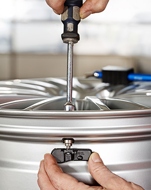 Qu'est-ce qu'un TPMS et comment fonctionne-t-il ?